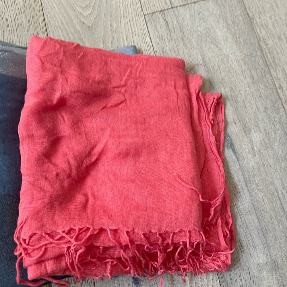 SCARF BUNDLE - Picture 2 of 5